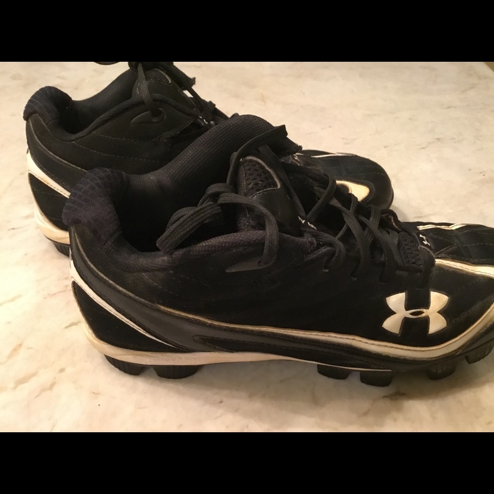 Baseball Cleats - image 3
